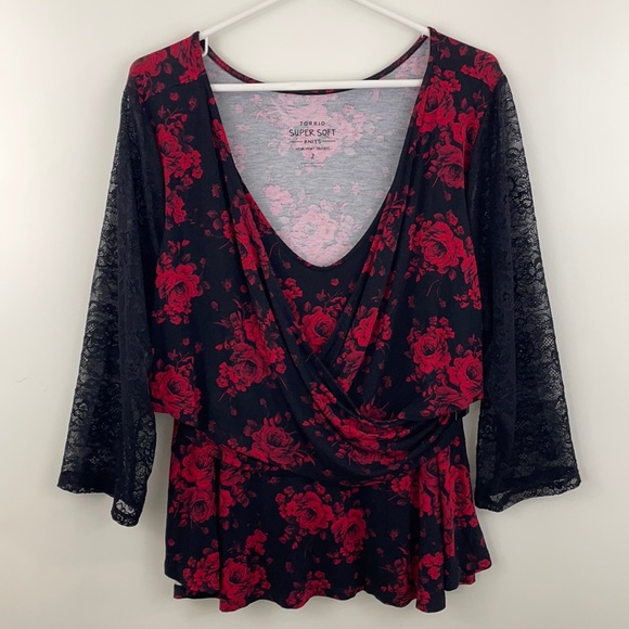 Torrid Super Soft Black Roses Lace Surplice Midi Top - Picture 2 of 15